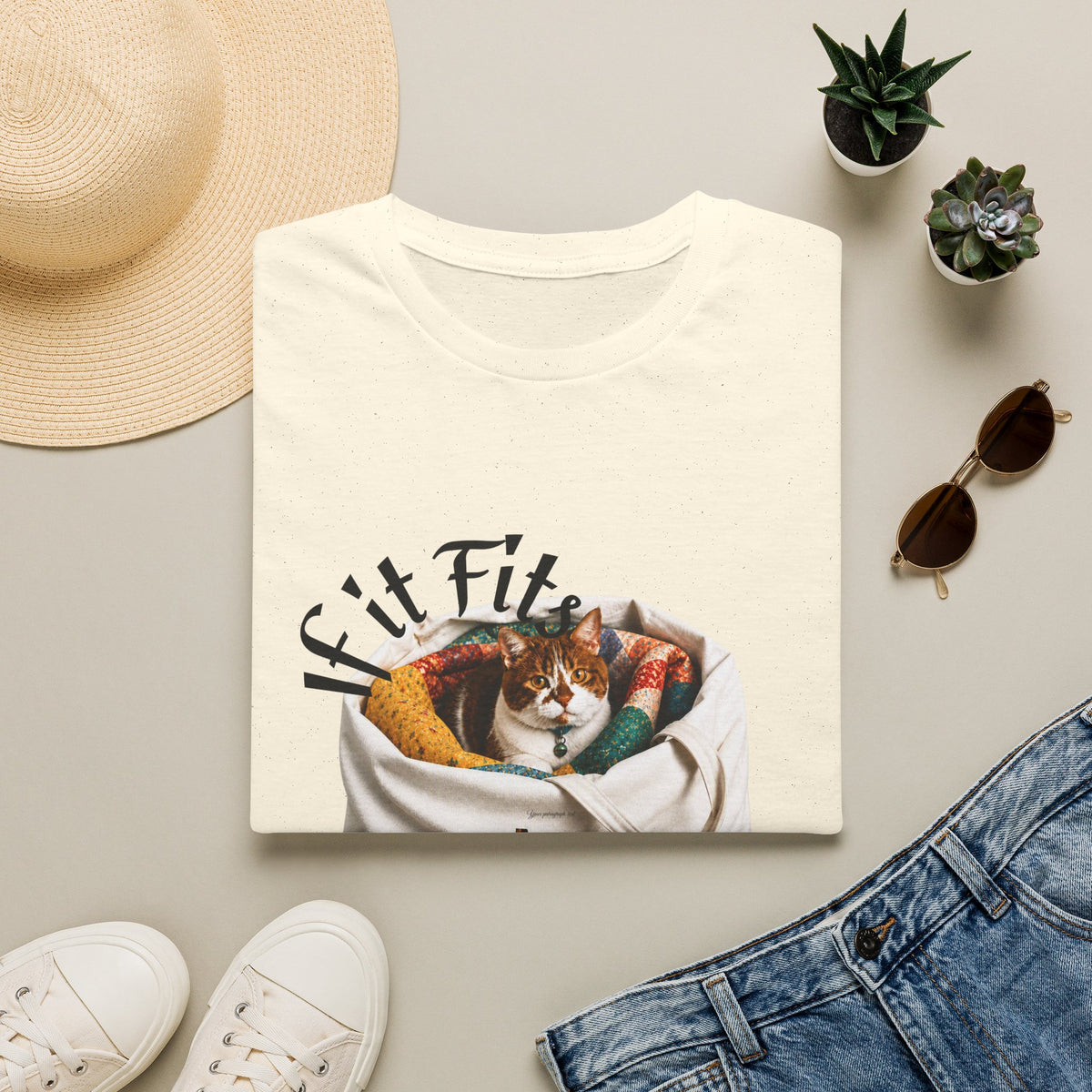 Cat Quilting Tee — "If it Fits I Sits" Graphic T-Shirt