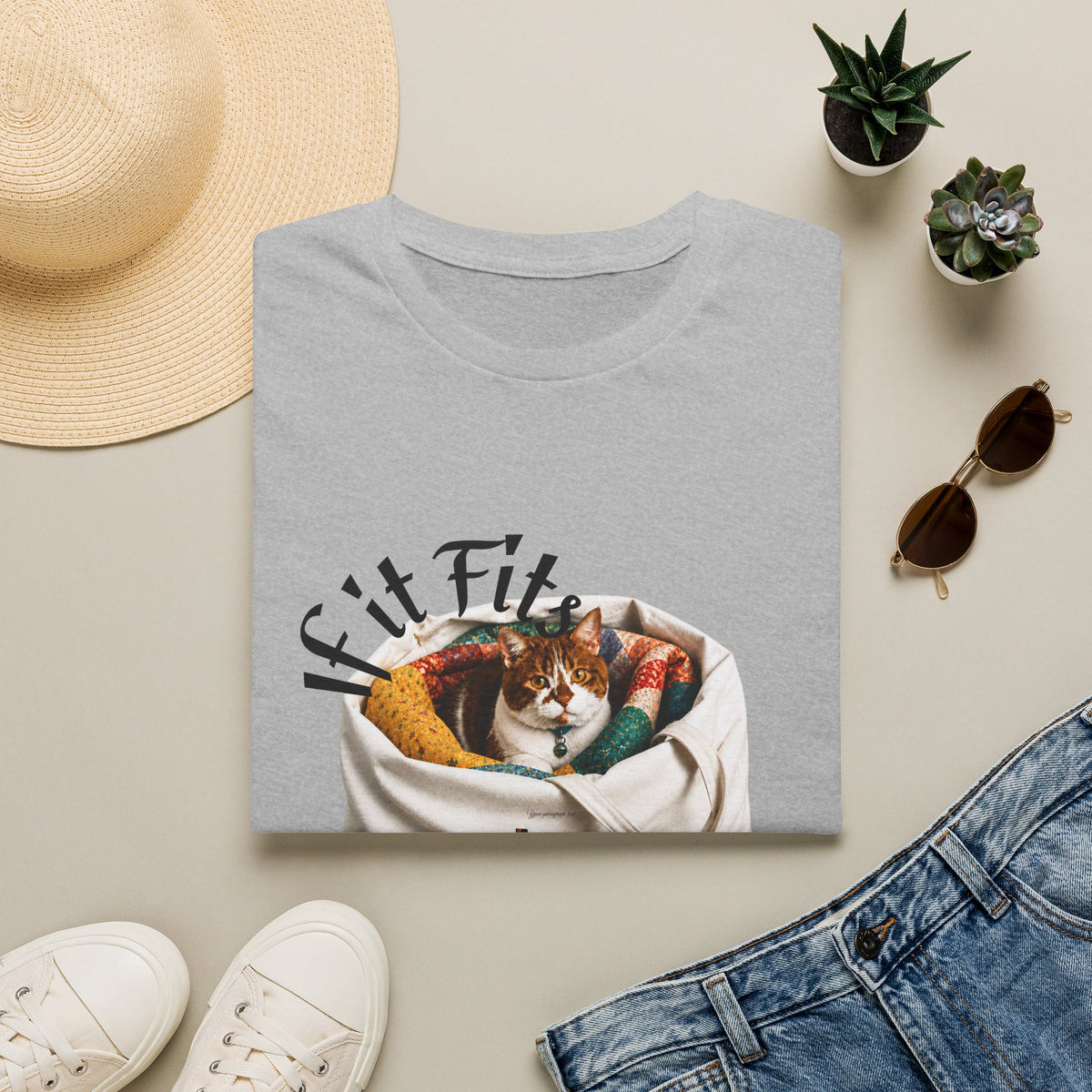 Cat Quilting Tee — "If it Fits I Sits" Graphic T-Shirt